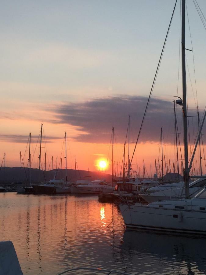 Les Orangers Saint-Raphael (Var) Exterior foto
